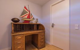 069 Polo Room